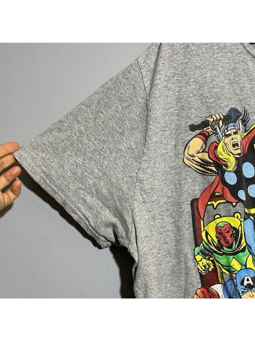 Marvel Superheroes Movie TShirt Men Size 2XL Main Character Fandom Graphic Nerdy - Picture 9 of 10